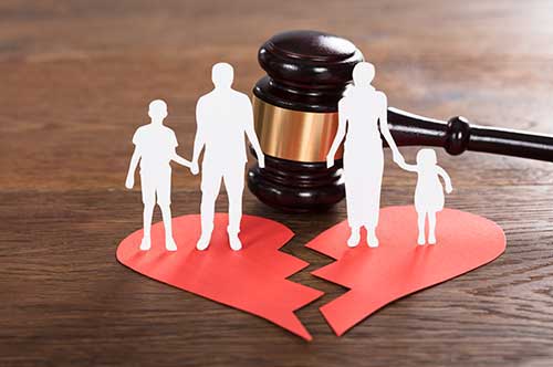 離婚するとき、子どもの親権はどう決まるのか柏市の弁護士が解説